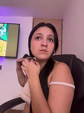 Camila sanchez25 online show from 04/05/26, 08:06