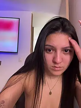Snapshot of Camila_sanchez25 chatting on 06/05/26, 07:30 Camila sanchez25 online show from 06/05/26, 07:30