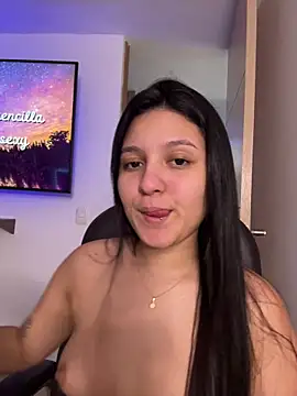 Snapshot of Camila_sanchez25 chatting on 06/18/26, 09:08 Camila sanchez25 online show from 06/18/26, 09:08