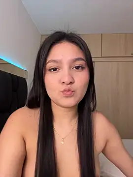 Snapshot of Camila_sanchez25 chatting on 07/15/26, 07:19 Camila sanchez25 online show from 07/15/26, 07:19