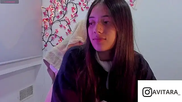 Snapshot of vanesita_ chatting on 05/13/26, 12:41 vanesita online show from 05/13/26, 12:41