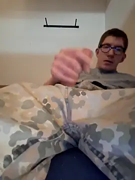 Pascalx31 online show from 12/19/25, 02:02