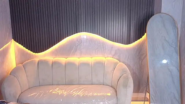 Tifany Tx online show from 03/20/26, 12:48