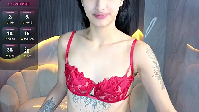 Tifany Tx online show from 04/18/26, 12:42