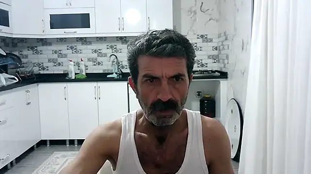 Snapshot of kobra21turki chatting on 06/02/26, 10:45 kobra21turki online show from 06/02/26, 10:45