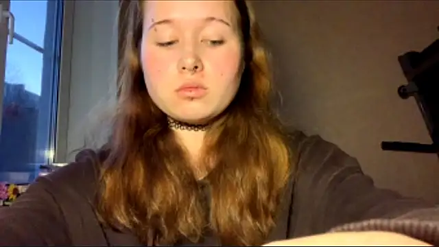 Snapshot of RollDols chatting on 12/16/25, 09:20 RollDols online show from 12/16/25, 09:20