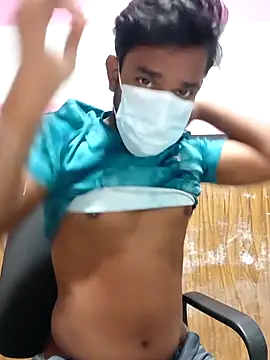 Snapshot of _alexzz1155_ chatting on 12/22/25, 04:42 alexzz1155 online show from 12/22/25, 04:42