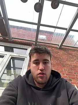 KinkyLovePublic online show from 04/17/26, 02:09