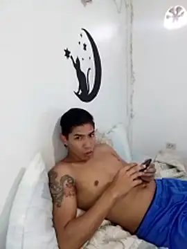 LolaAndBugs  online show from 01/15/26, 08:12