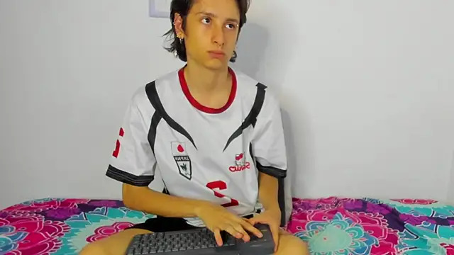 cirosky elchicopolla online show from 02/18/26, 03:35