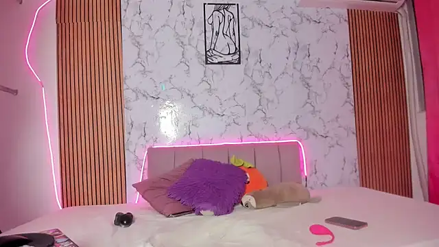 Jessika ortiz online show from 03/30/26, 03:29