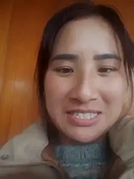 Snapshot of Belinda-686 chatting on 12/16/25, 05:12 Belinda-686 online show from 12/16/25, 05:12