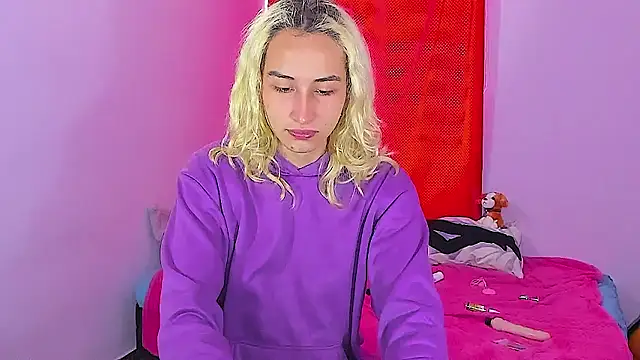 Snapshot of Elis-Darling chatting on 01/14/26, 05:07 Elis-Darling online show from 01/14/26, 05:07