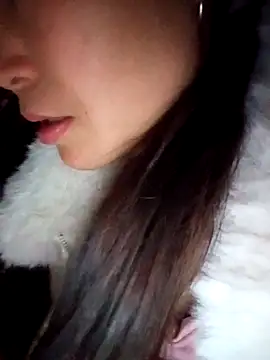 Girl cutee online show from 02/11/26, 09:42