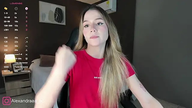 Alexandra-02 online show from 01/05/26, 09:18