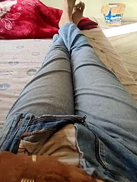 Snapshot of Tall7boy7 chatting on 12/19/25, 09:49 Tall7boy7 online show from 12/19/25, 09:49