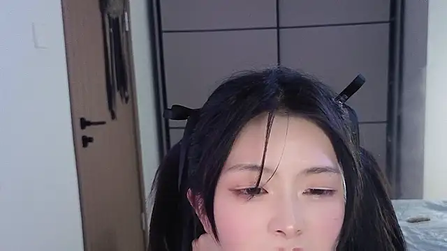 Koikoi    online show from 01/15/26, 02:54