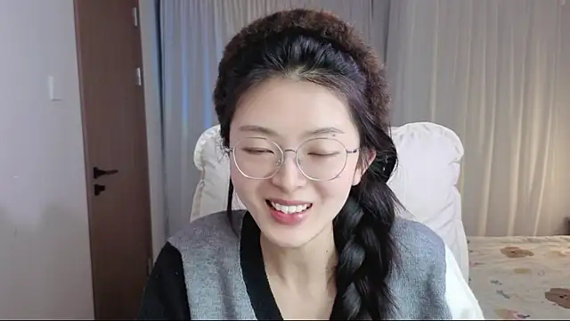 Koikoi    online show from 02/11/26, 04:50