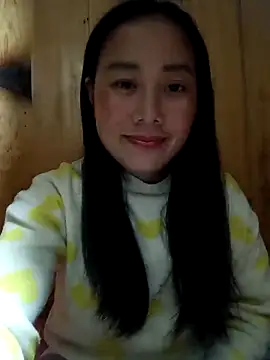 Chloe-ee online show from 12/16/25, 12:10