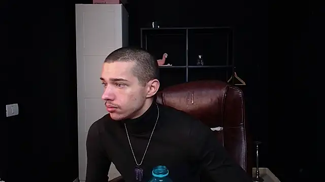 Snapshot of KaydenDrew chatting on 02/06/26, 05:23 KaydenDrew online show from 02/06/26, 05:23