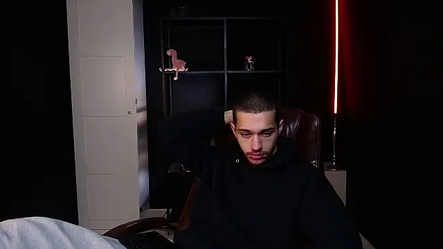 Snapshot of KaydenDrew chatting on 02/10/26, 05:11 KaydenDrew online show from 02/10/26, 05:11