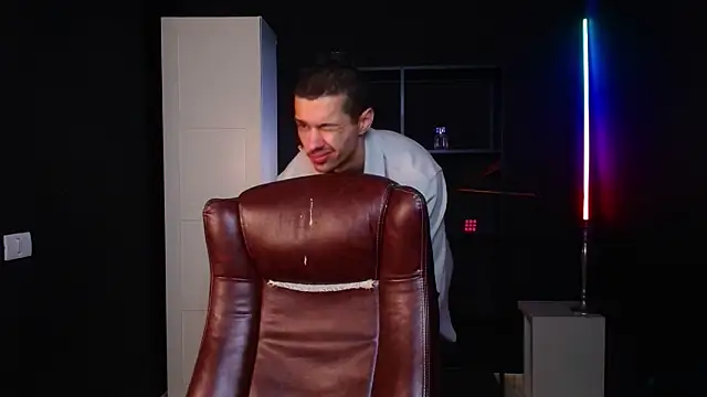 Snapshot of KaydenDrew chatting on 02/16/26, 05:14 KaydenDrew online show from 02/16/26, 05:14