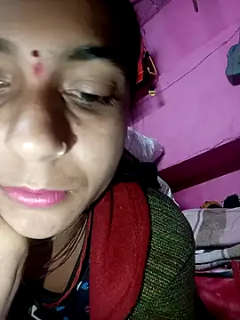 Snapshot of Bandna_sharma chatting on 12/17/25, 03:01 Bandna sharma online show from 12/17/25, 03:01