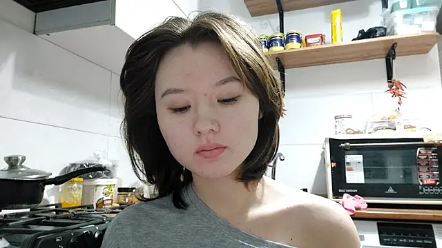 VelmaMaasch online show from 02/11/26, 01:16