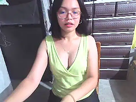 lwkfine online show from 05/07/26, 01:05