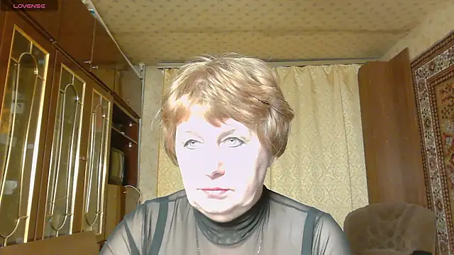 Snapshot of Casey_peach chatting on 01/18/26, 02:54 Casey peach online show from 01/18/26, 02:54