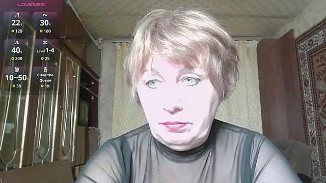 Snapshot of Casey_peach chatting on 02/06/26, 05:27 Casey peach online show from 02/06/26, 05:27