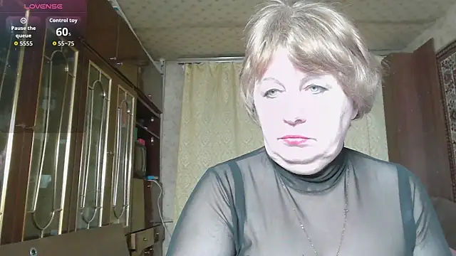 Snapshot of Casey_peach chatting on 02/10/26, 06:45 Casey peach online show from 02/10/26, 06:45