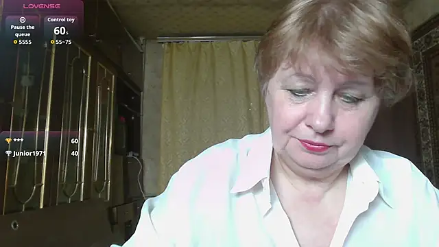Snapshot of Casey_peach chatting on 02/28/26, 03:57 Casey peach online show from 02/28/26, 03:57