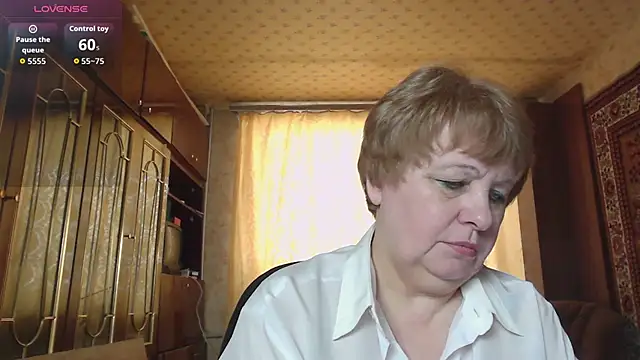 Snapshot of Casey_peach chatting on 03/01/26, 09:55 Casey peach online show from 03/01/26, 09:55