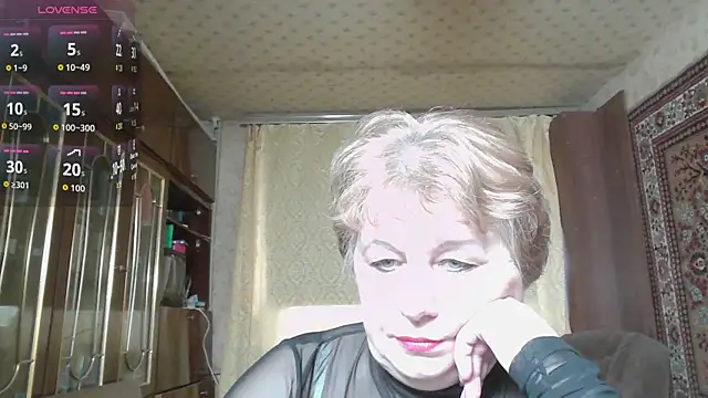 Casey peach online show from 04/01/26, 04:02