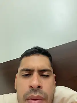 HotWhisper22 online show from 12/20/25, 04:08