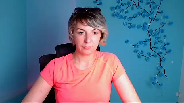 Lana Foxyy online show from 05/19/26, 11:38