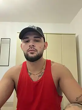 LunaFoxTip online show from 12/18/25, 11:33