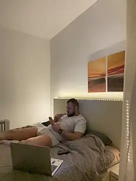 LunaFoxTip online show from 03/02/26, 05:20