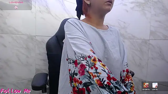 kyra jeet online show from 03/12/26, 12:22