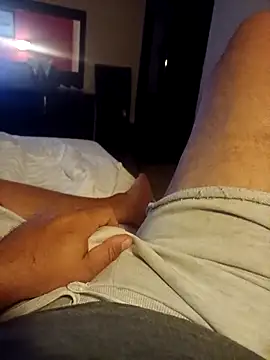 Adri07Adrian online show from 04/20/26, 07:59