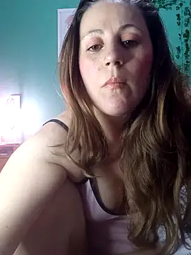 SofiEsteves online show from 12/21/25, 05:31