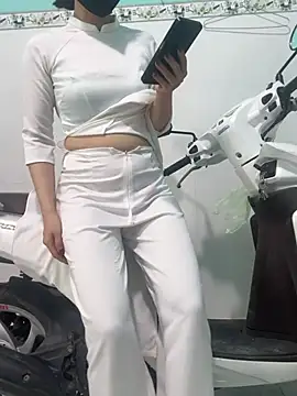 bi biii online show from 05/16/26, 02:41