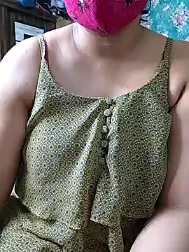 Snapshot of Jenna_8008 chatting on 12/17/25, 06:25 Jenna 8008 online show from 12/17/25, 06:25