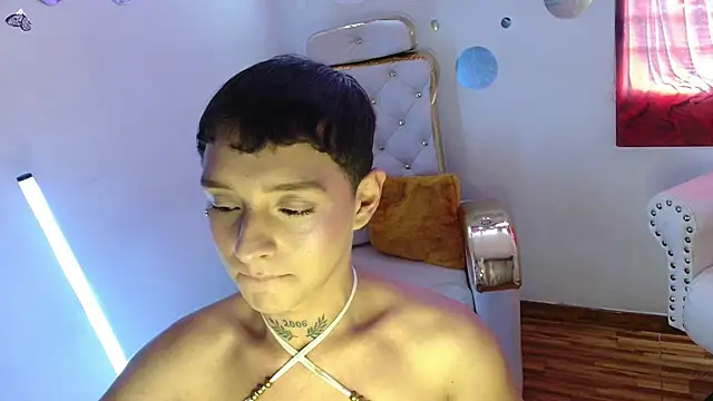 Snapshot of David_and_Jonas chatting on 02/08/26, 06:55 David and Jonas online show from 02/08/26, 06:55