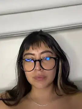 justmariee online show from 04/04/26, 02:21