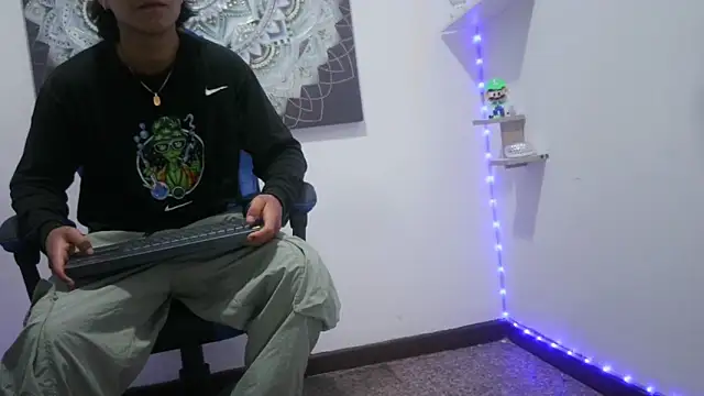 AndyKings 1 online show from 04/13/26, 03:45