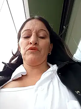 Snapshot of SAMMY_30- chatting on 05/16/26, 01:21 SAMMY 30- online show from 05/16/26, 01:21