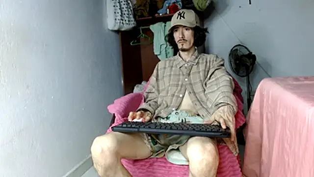 sk8-boy online show from 04/05/26, 02:47