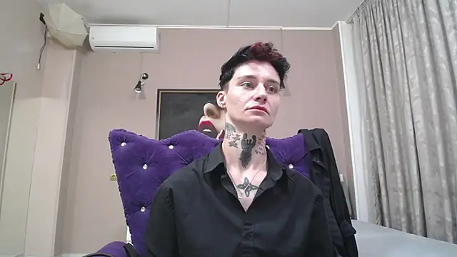 Snapshot of KennyXSX chatting on 07/16/26, 01:39 KennyXSX online show from 07/16/26, 01:39